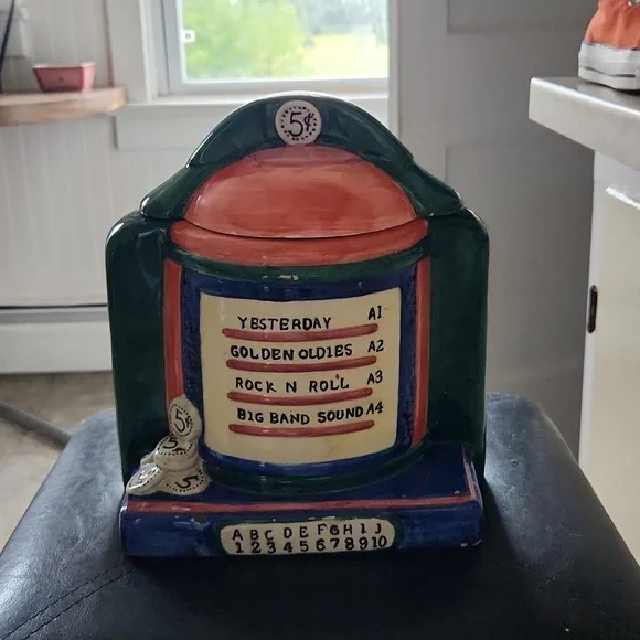 Jukebox cookie jar - Picture 1 of 6